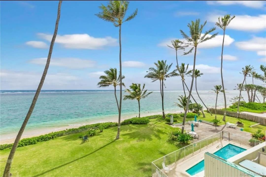 Beachfront Condo With Amazing Views Hau'ula Eksteriør billede