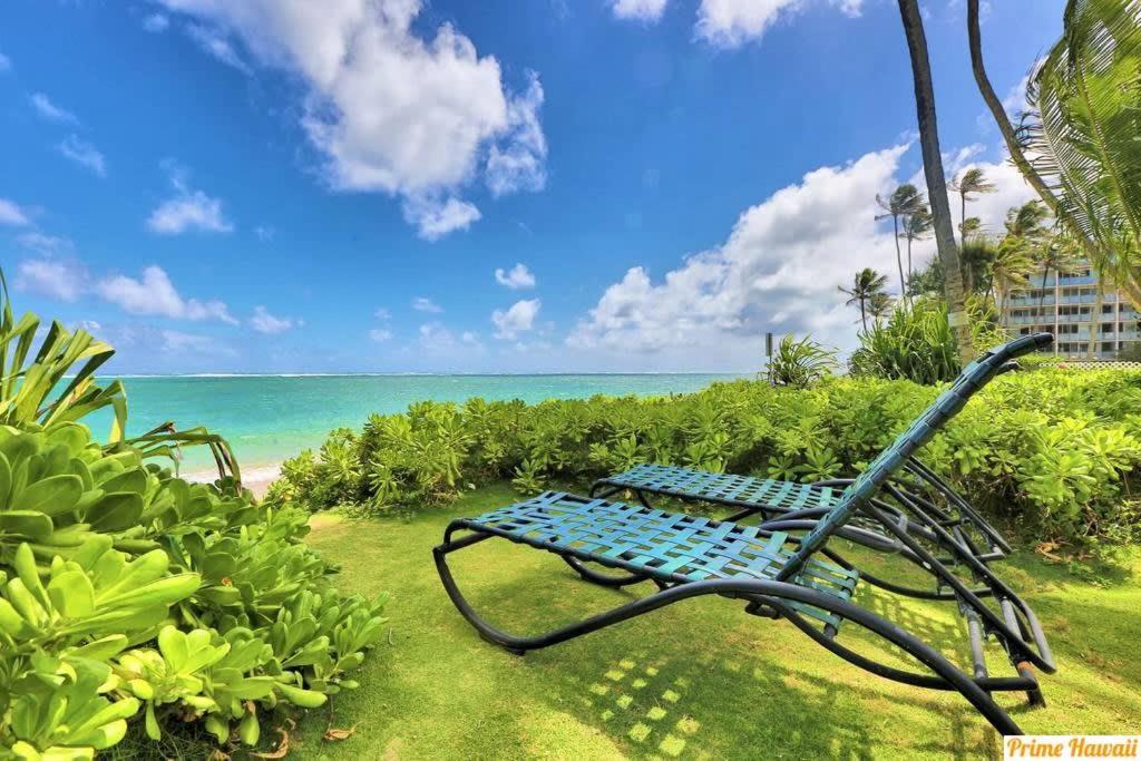 Beachfront Condo With Amazing Views Hau'ula Eksteriør billede