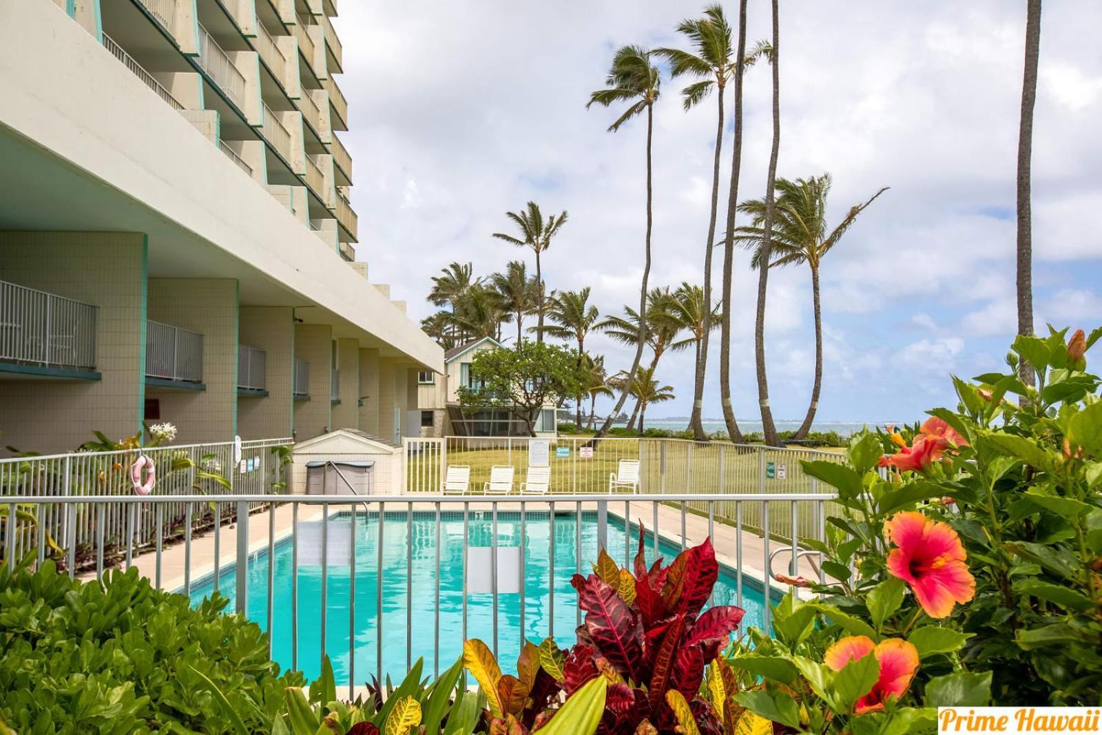 Beachfront Condo With Amazing Views Hau'ula Eksteriør billede